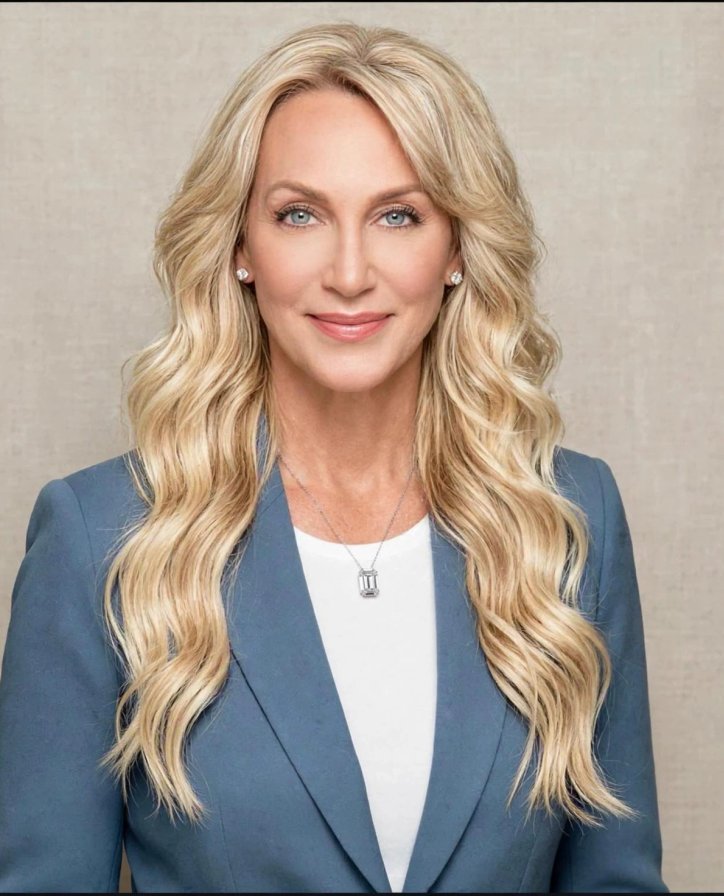 Melissa, founder and owner of EXOHAIR MD